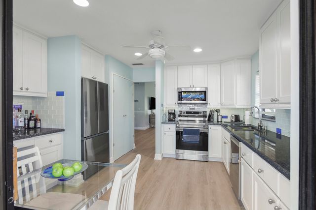 3736 Freshwater Drive, Jupiter, FL 33477