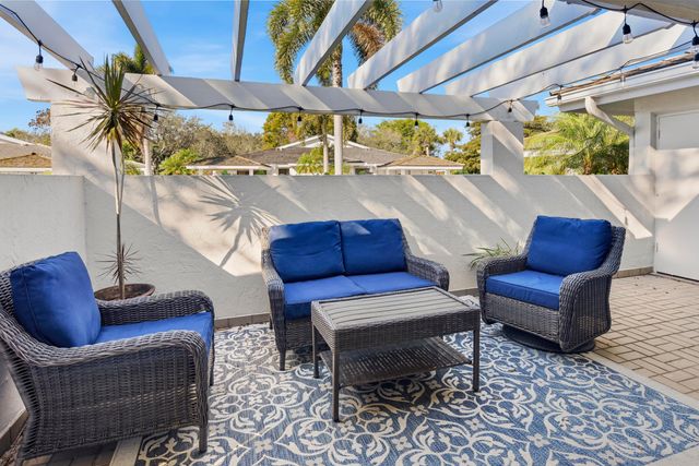 3736 Freshwater Drive, Jupiter, FL 33477