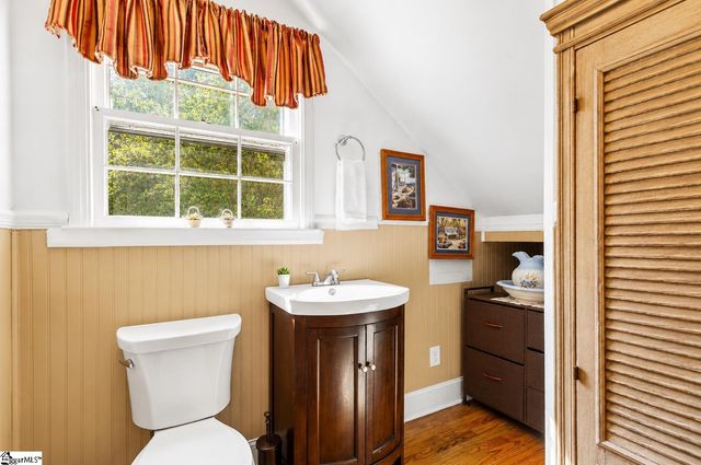 323 Workman Avenue, Woodruff, SC 29388