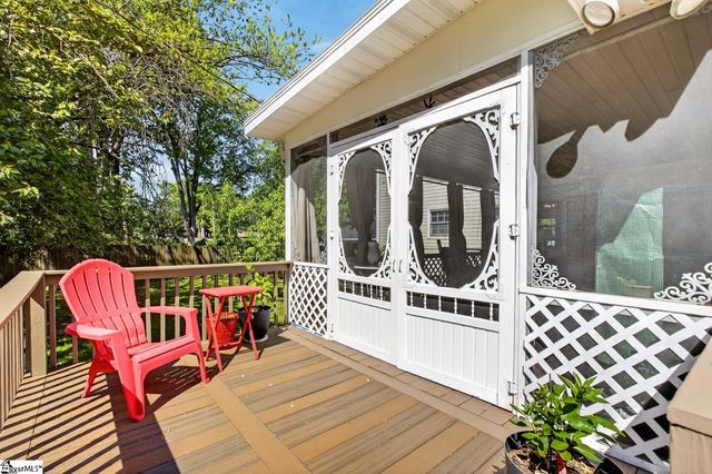 323 Workman Avenue, Woodruff, SC 29388