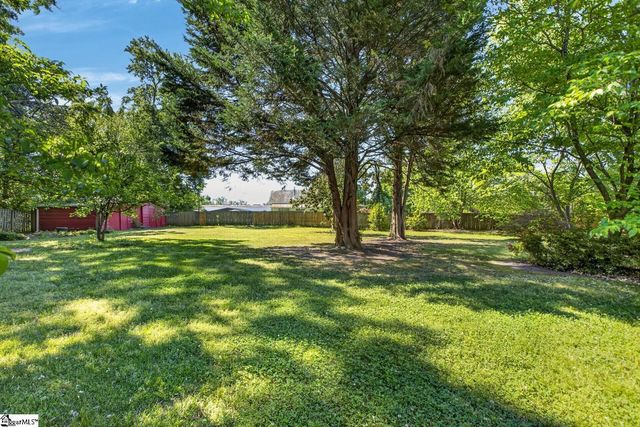 323 Workman Avenue, Woodruff, SC 29388