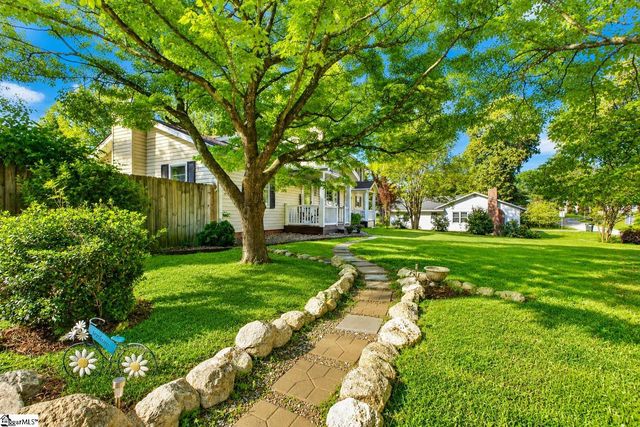 323 Workman Avenue, Woodruff, SC 29388