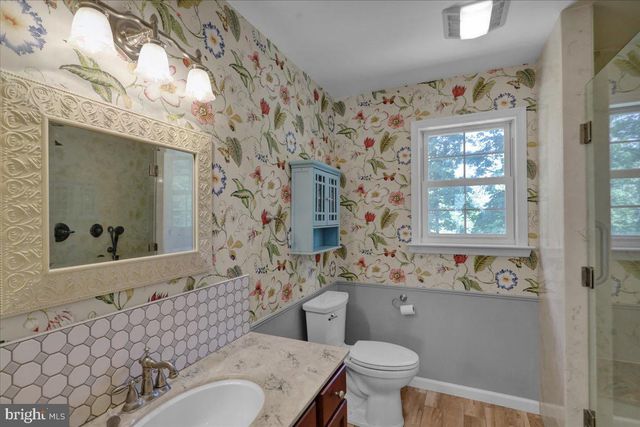 223 WOODBRIDGE LN, Douglassville, PA 19518