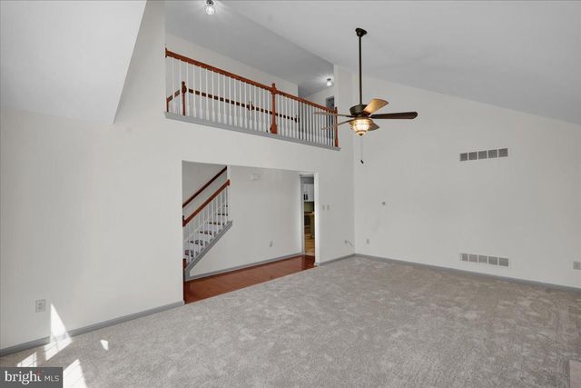 223 WOODBRIDGE LN, Douglassville, PA 19518
