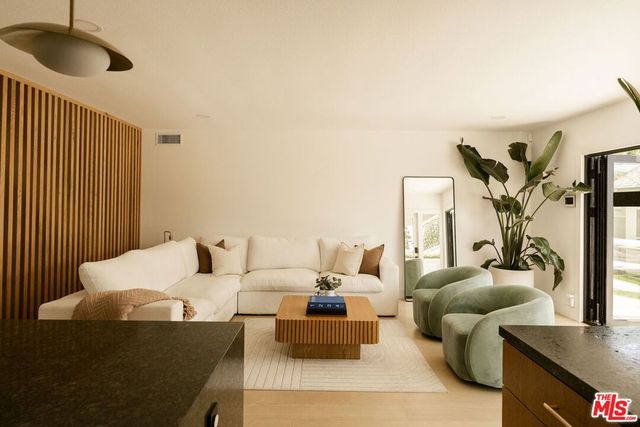 3852 Bledsoe Avenue, Los Angeles, CA 90066