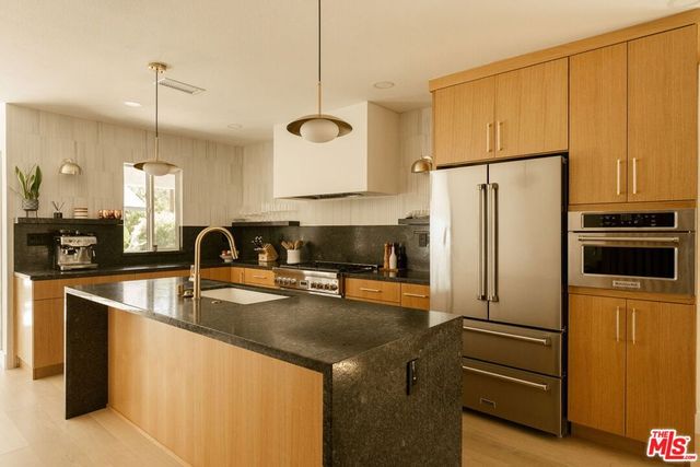 3852 Bledsoe Avenue, Los Angeles, CA 90066