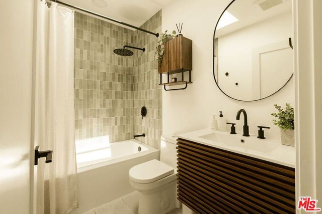 3852 Bledsoe Avenue, Los Angeles, CA 90066