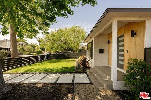 3852 Bledsoe Avenue, Los Angeles, CA 90066