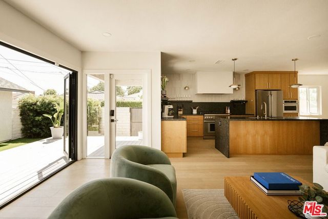 3852 Bledsoe Avenue, Los Angeles, CA 90066