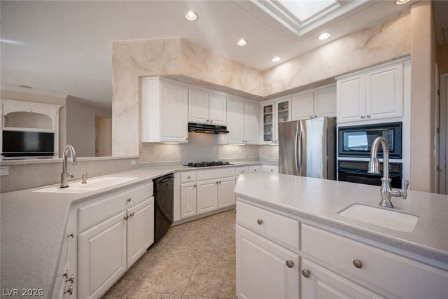 2875 Scotts Valley Drive, Henderson, NV 89052