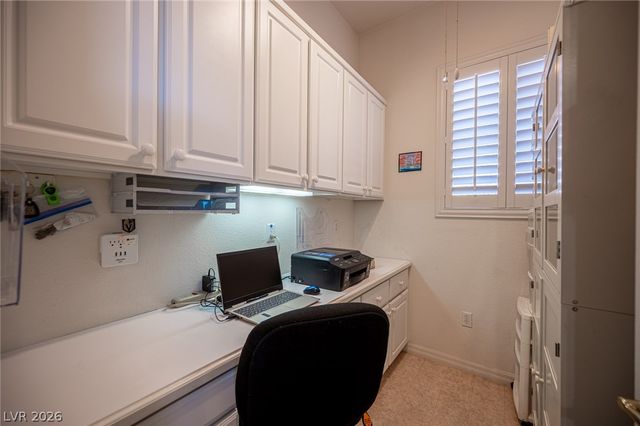 2875 Scotts Valley Drive, Henderson, NV 89052