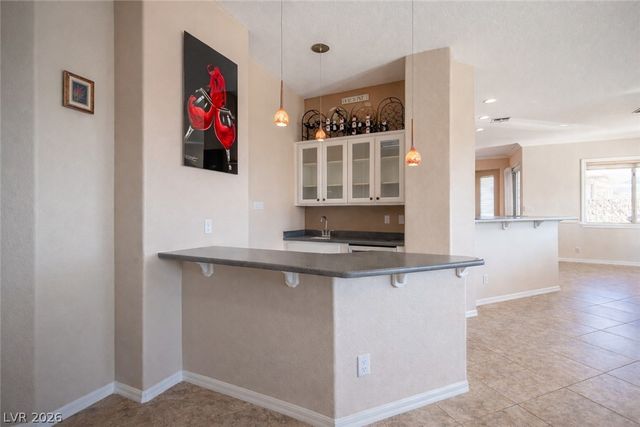 2875 Scotts Valley Drive, Henderson, NV 89052