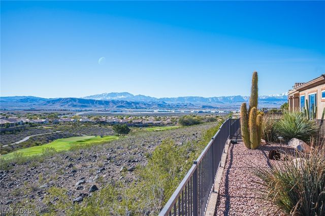 2875 Scotts Valley Drive, Henderson, NV 89052