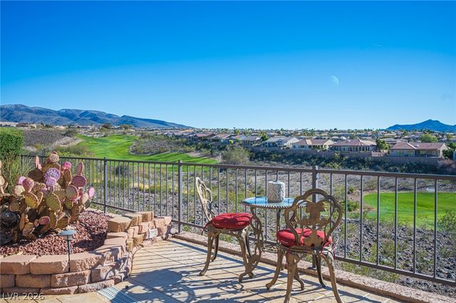 2875 Scotts Valley Drive, Henderson, NV 89052