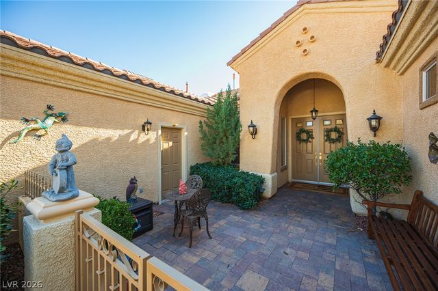 2875 Scotts Valley Drive, Henderson, NV 89052
