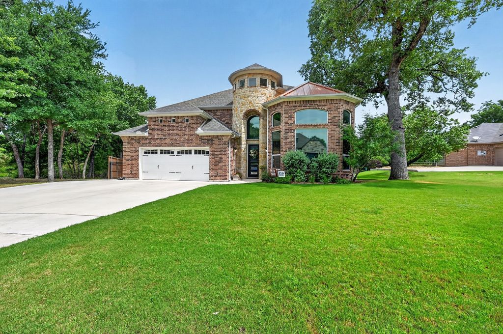 308 Familia Court, Azle, TX 76020 — photo 3