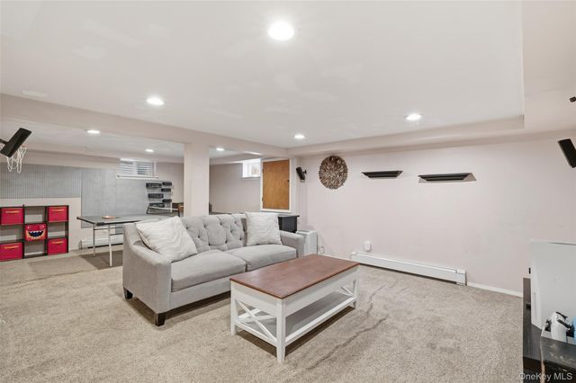 31 Jean Drive, North Babylon, NY 11703