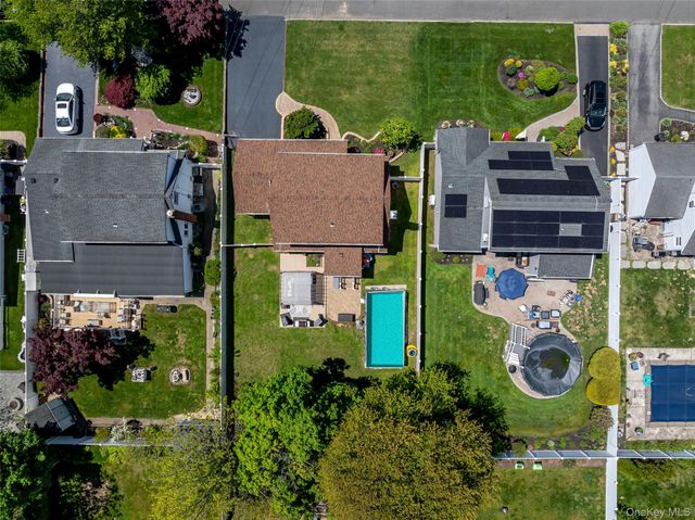 31 Jean Drive, North Babylon, NY 11703