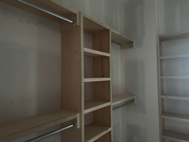 4454 N Sunny Ct, Wichita, KS 67205