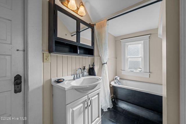 1223 National Avenue, New Bern, NC 28560