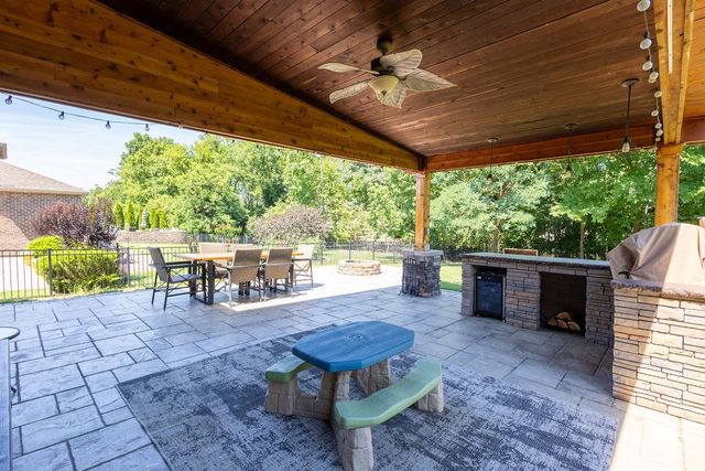 138 Sandpiper Cir, Hendersonville, TN 37075