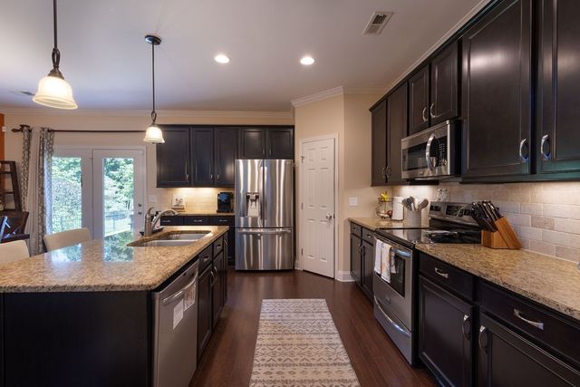 138 Sandpiper Cir, Hendersonville, TN 37075