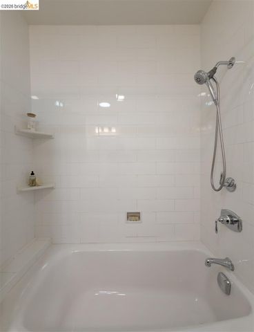 645 Madison St., Albany, CA 94706
