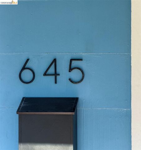 645 Madison St., Albany, CA 94706