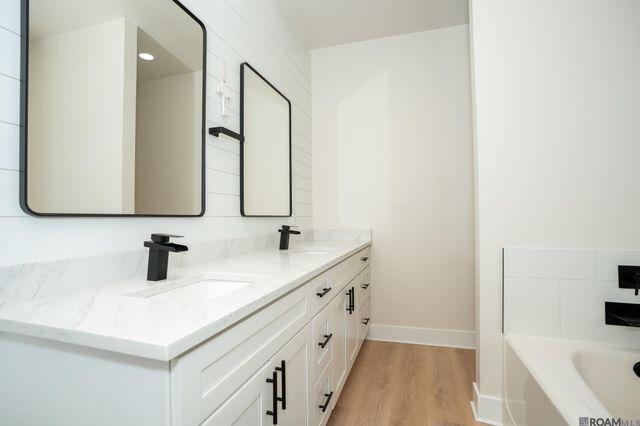 39477 Old Cornerstone Ct, Prairieville, LA 70769