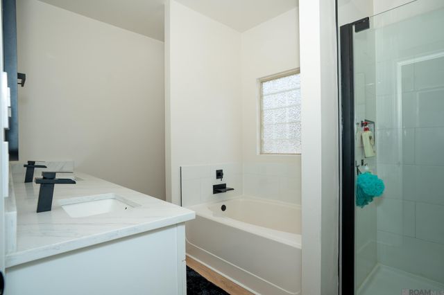 39477 Old Cornerstone Ct, Prairieville, LA 70769