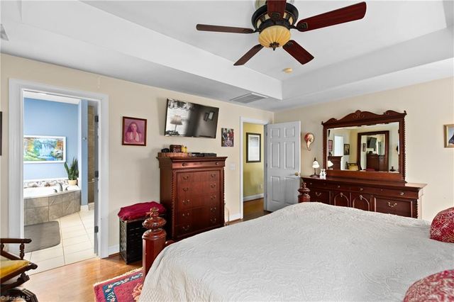 1213 Colston Court, Kernersville, NC 27284