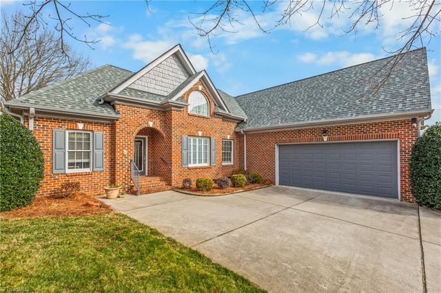 1213 Colston Court, Kernersville, NC 27284