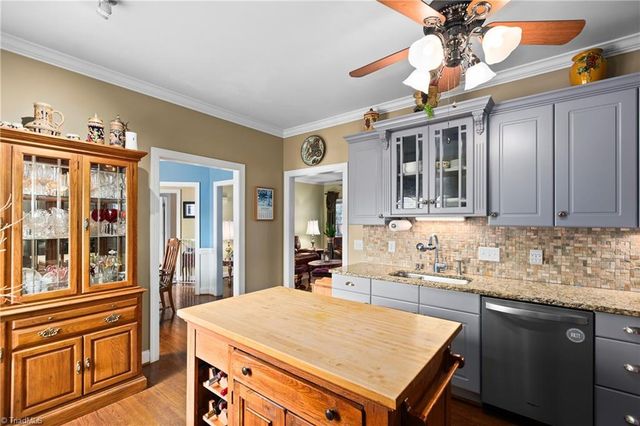 1213 Colston Court, Kernersville, NC 27284