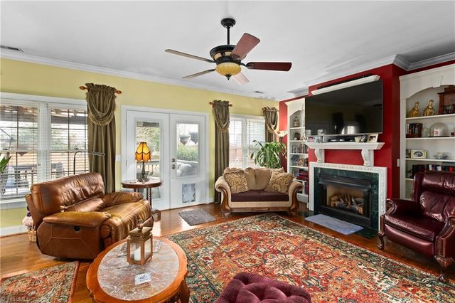 1213 Colston Court, Kernersville, NC 27284