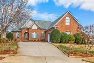 1213 Colston Court, Kernersville, NC 27284