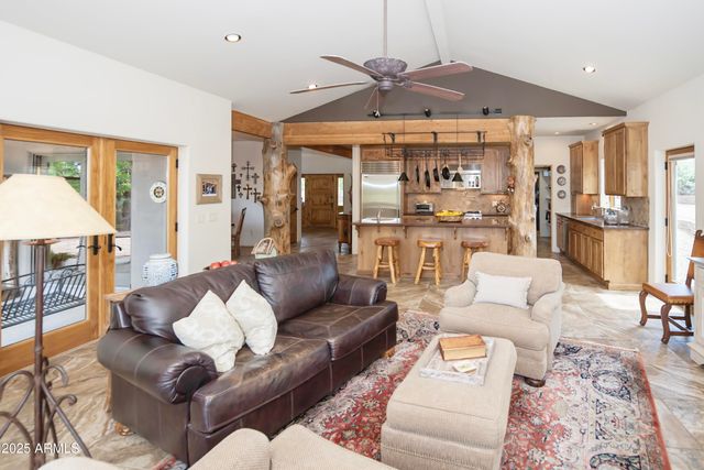 770 S Grisby Road, Skull Valley, AZ 86338