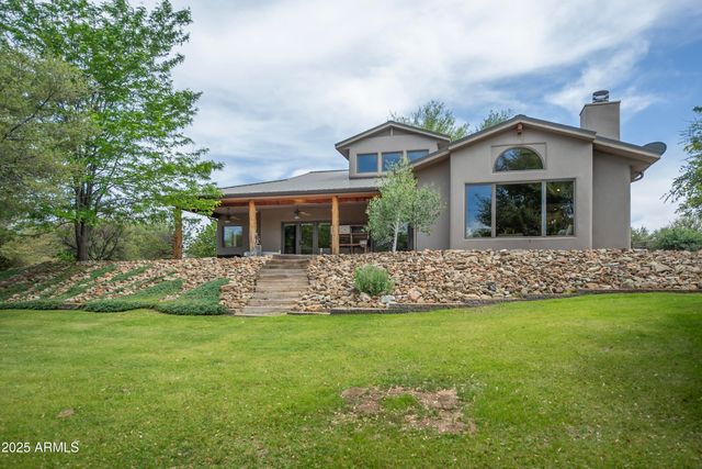 770 S Grisby Road, Skull Valley, AZ 86338