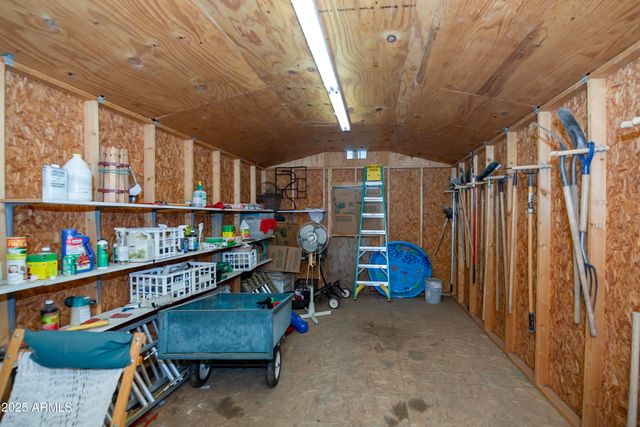 770 S Grisby Road, Skull Valley, AZ 86338