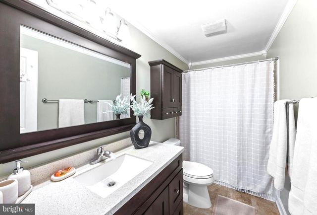 1025 BEDLINGTON PL, Bensalem, PA 19020