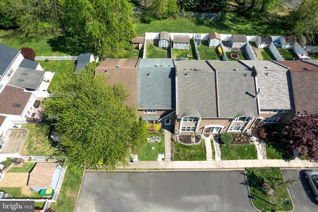 1025 BEDLINGTON PL, Bensalem, PA 19020