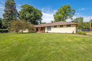 1501 N Nye Avenue, Fremont, NE 68025