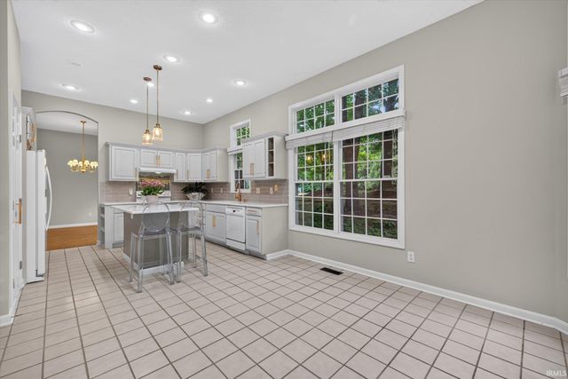 2803 S St Remy Circle, Bloomington, IN 47401