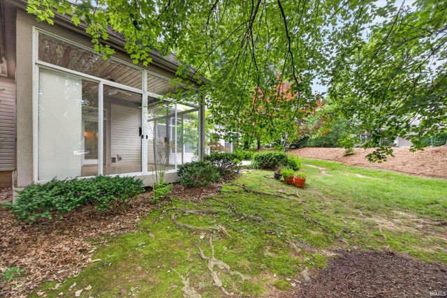2803 S St Remy Circle, Bloomington, IN 47401