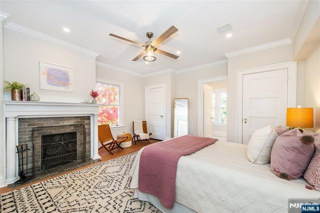 143 S Mountain Avenue, Montclair, NJ 07042