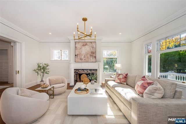 143 S Mountain Avenue, Montclair, NJ 07042