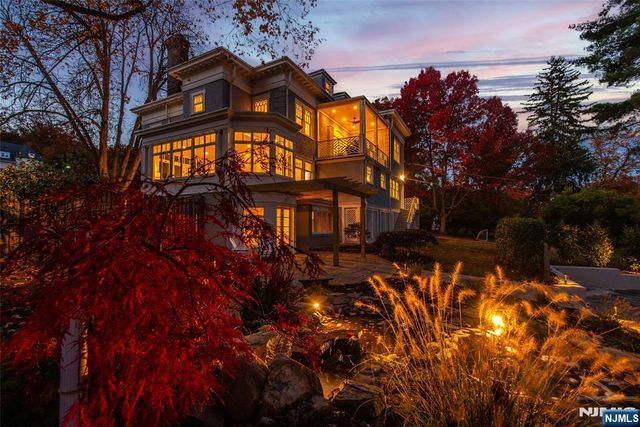 143 S Mountain Avenue, Montclair, NJ 07042