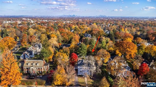 143 S Mountain Avenue, Montclair, NJ 07042