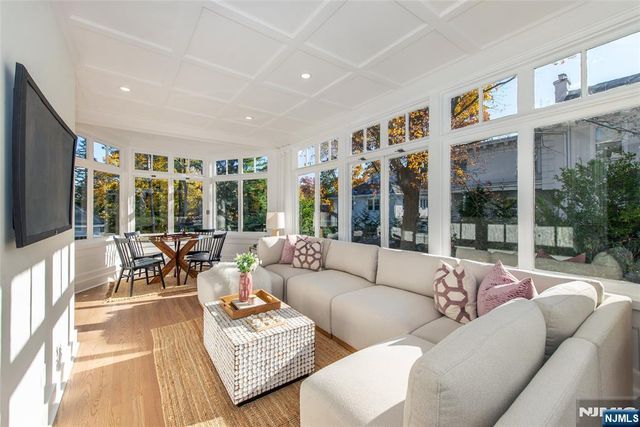 143 S Mountain Avenue, Montclair, NJ 07042