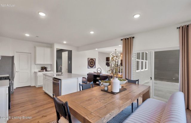 16932 Aiken Ridge Cir, Louisville, KY 40245