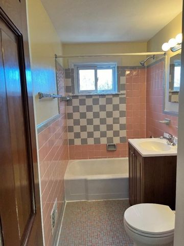 63 Montclair Ave 3, Quincy, MA 02171